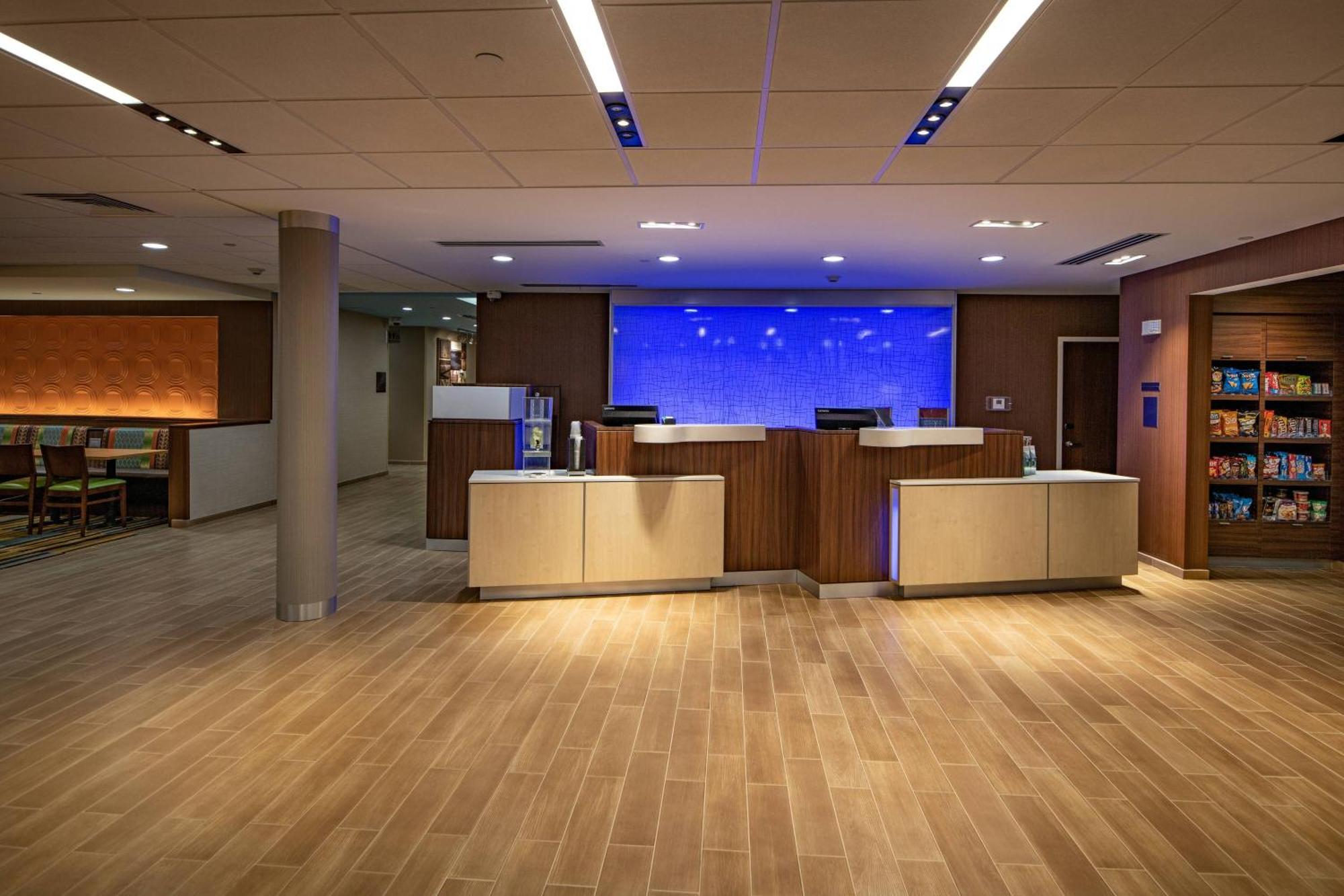 Fairfield Inn & Suites By Marriott Теръл Екстериор снимка